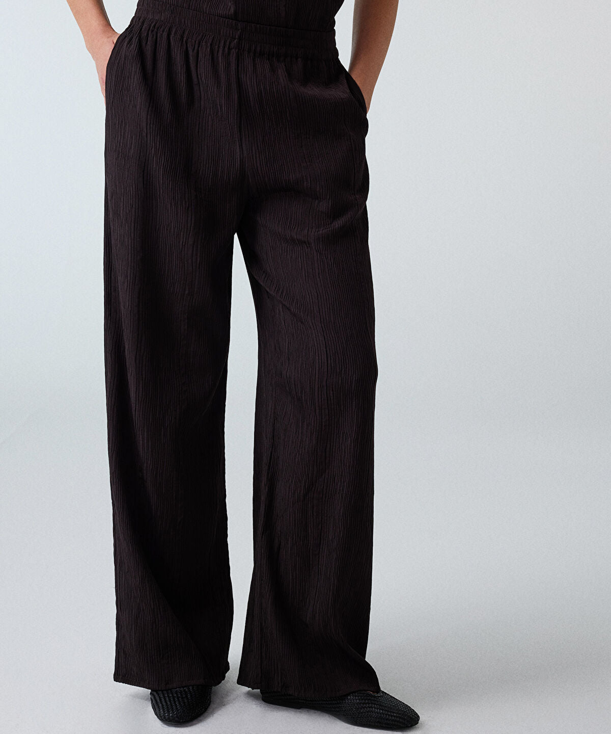 Crinkle-Effect Trousers