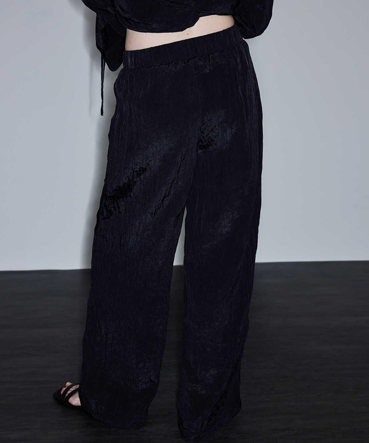 Crinkle-Effect Trousers