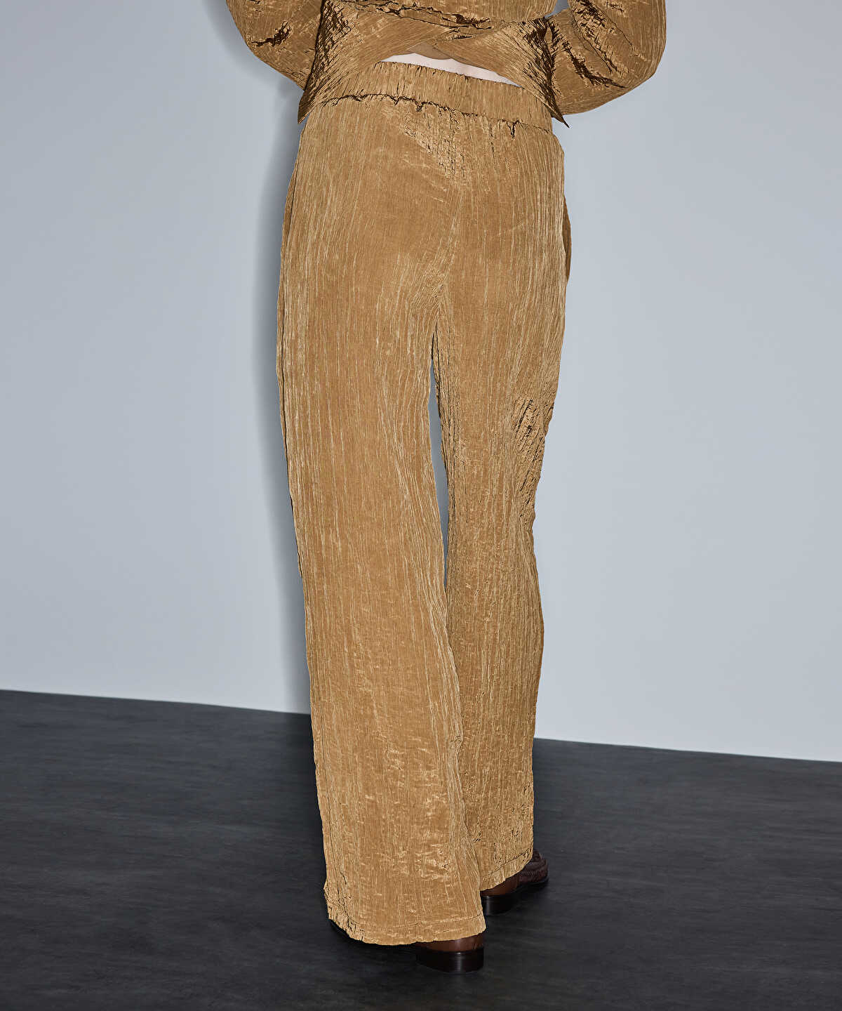 Crinkle-Effect Trousers