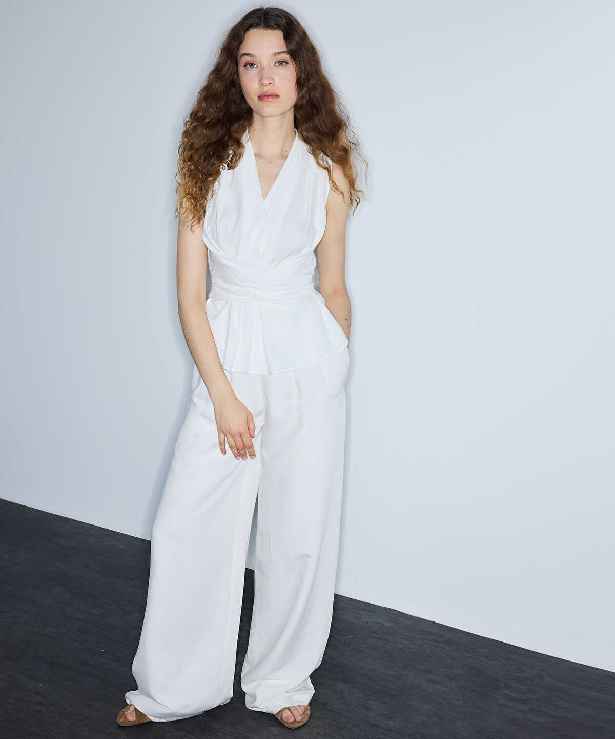 Double-Pleated Wide-Leg Trousers