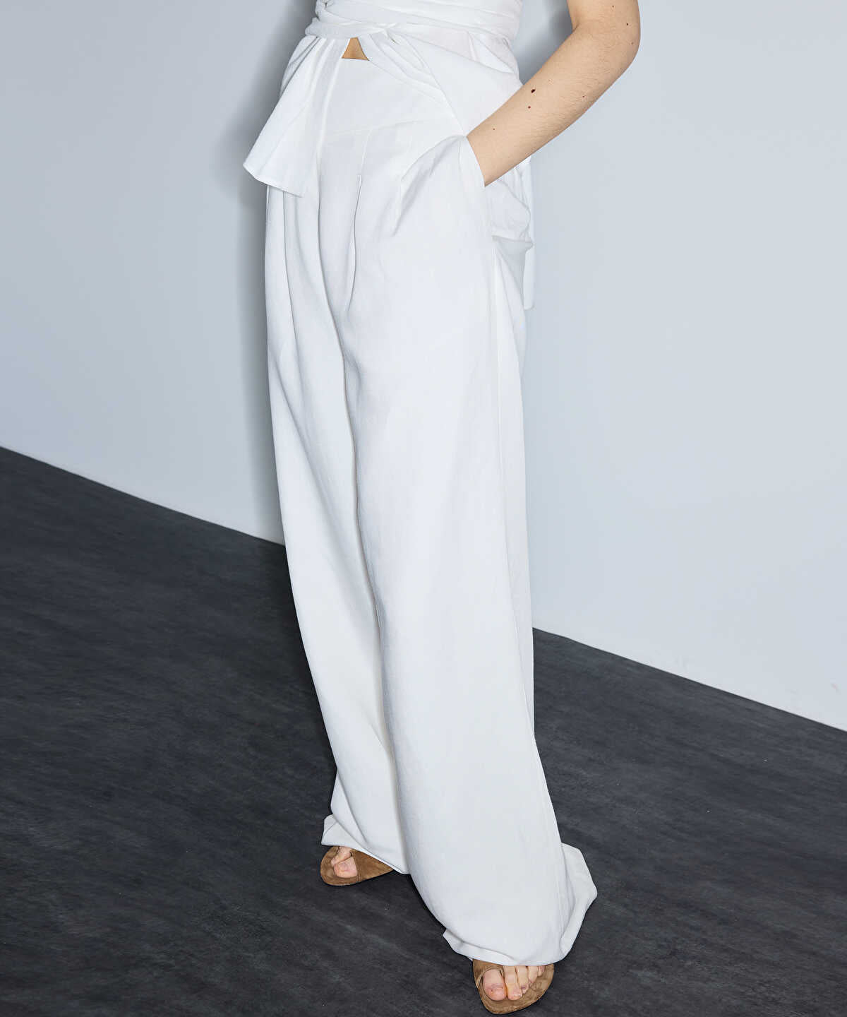 Double-Pleated Wide-Leg Trousers