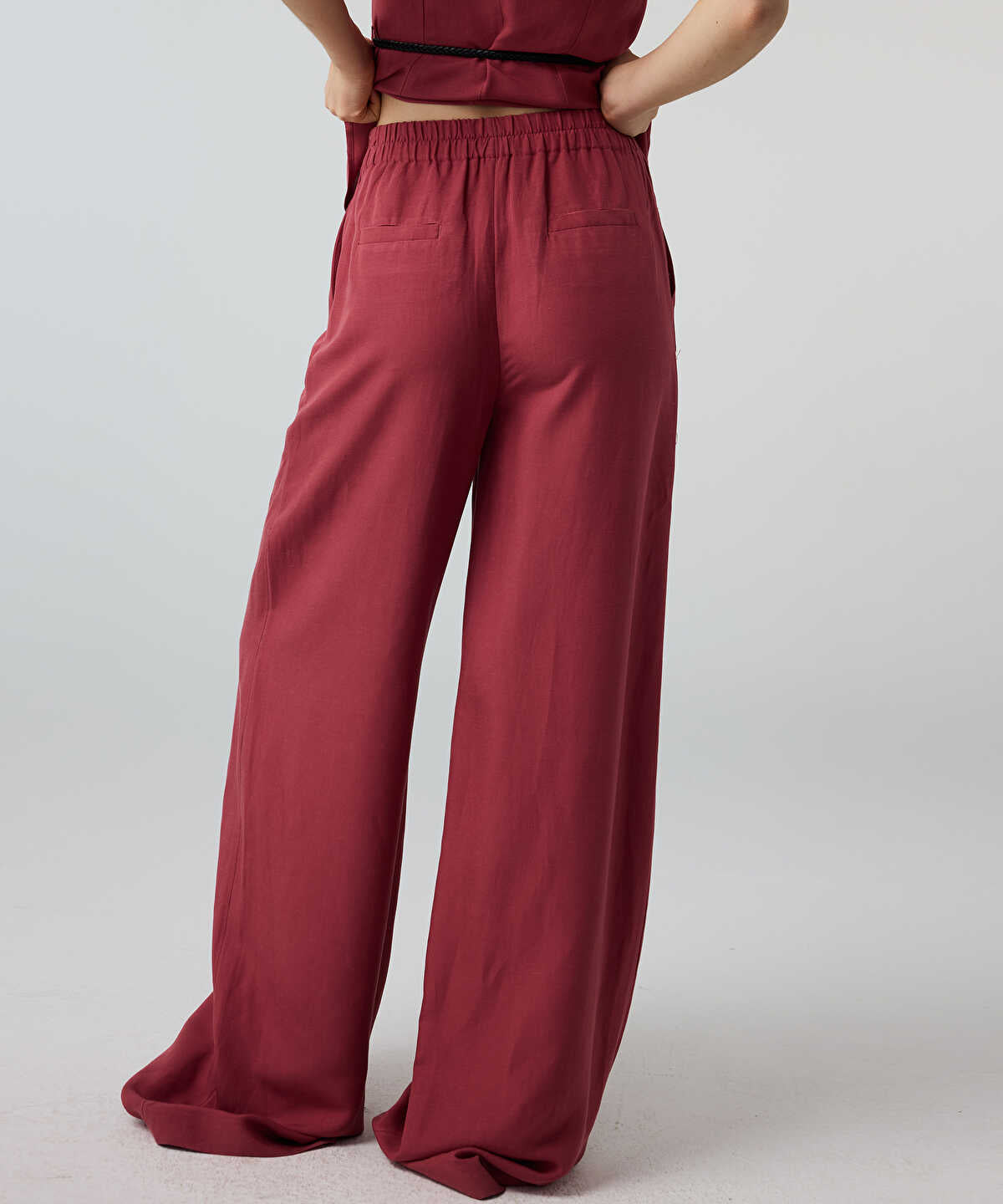 Wide-Leg Trousers