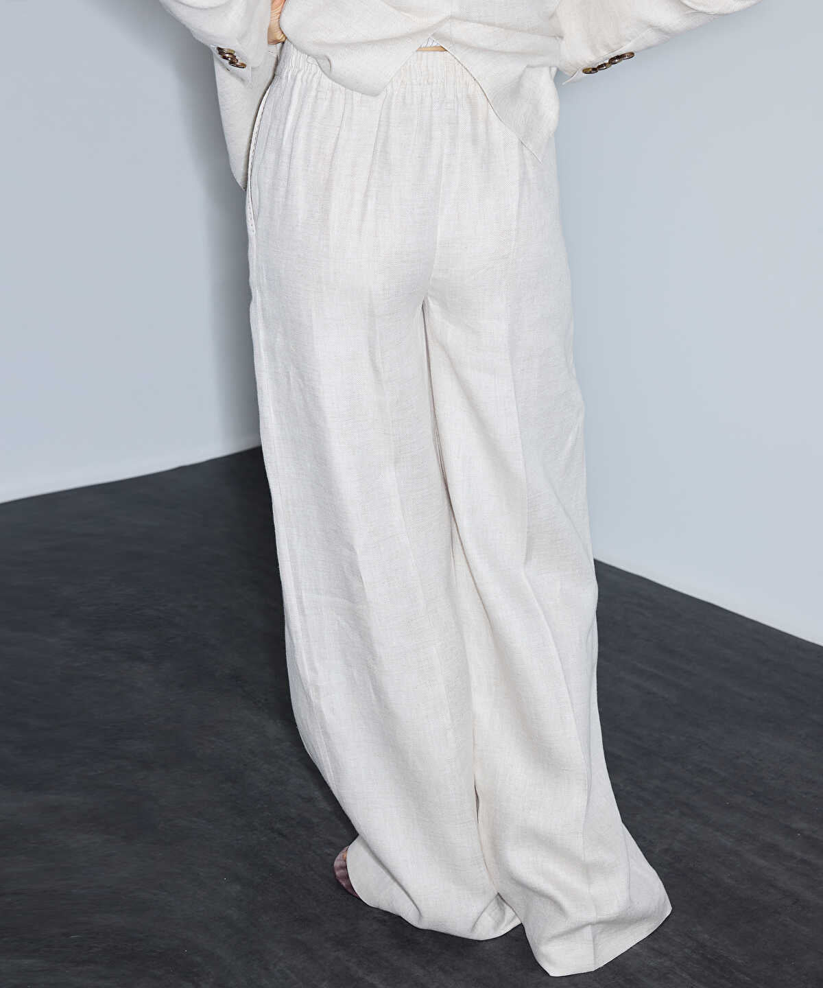 Belted Linen Trousers