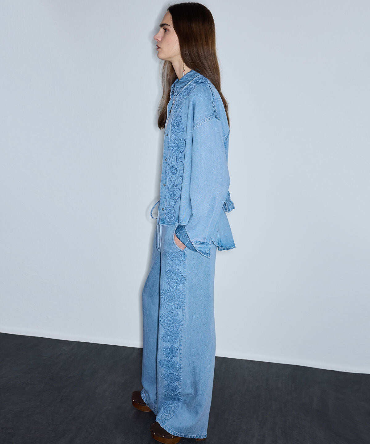 Floral Applique Wide-Leg Trousers