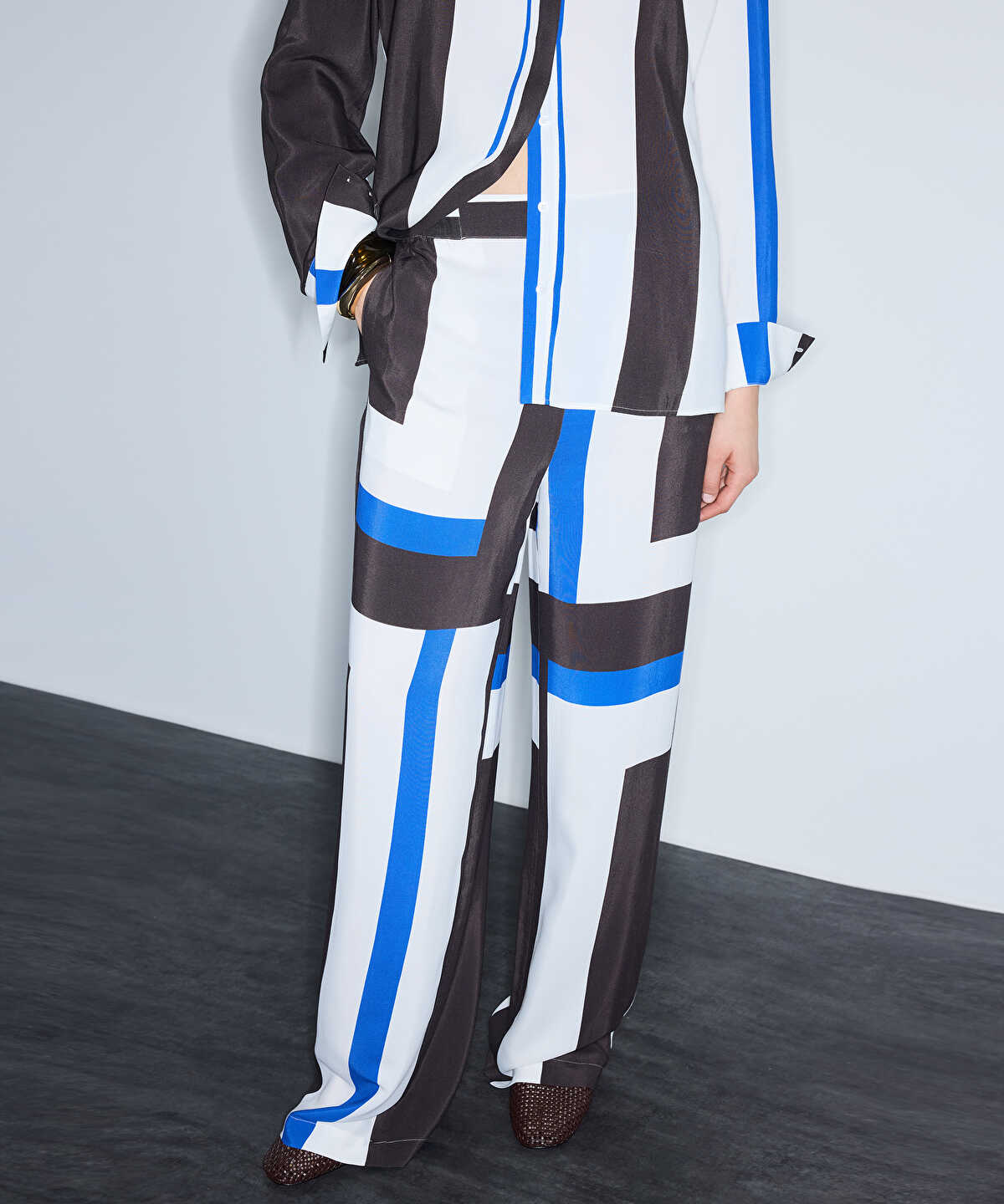 Color-Block Wide-Leg Trousers