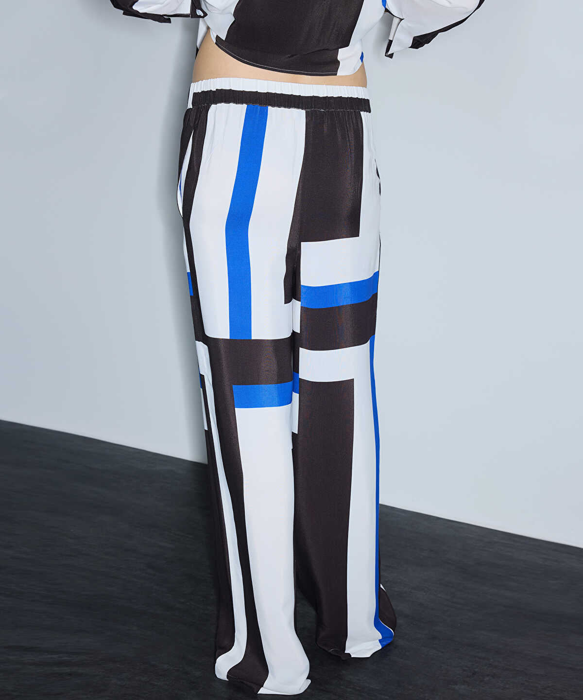 Color-Block Wide-Leg Trousers