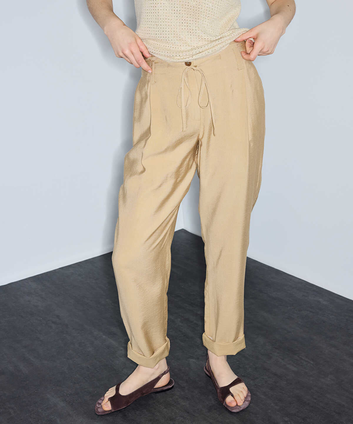 Tie-Waist Carrot Fit Trousers