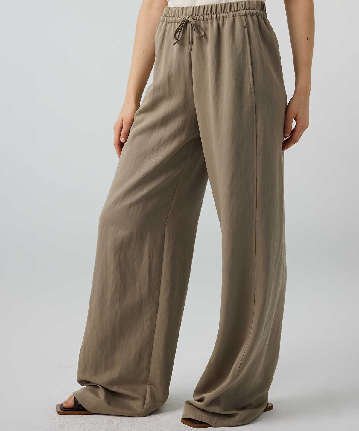 Tie-Waist Wide-Leg Trousers