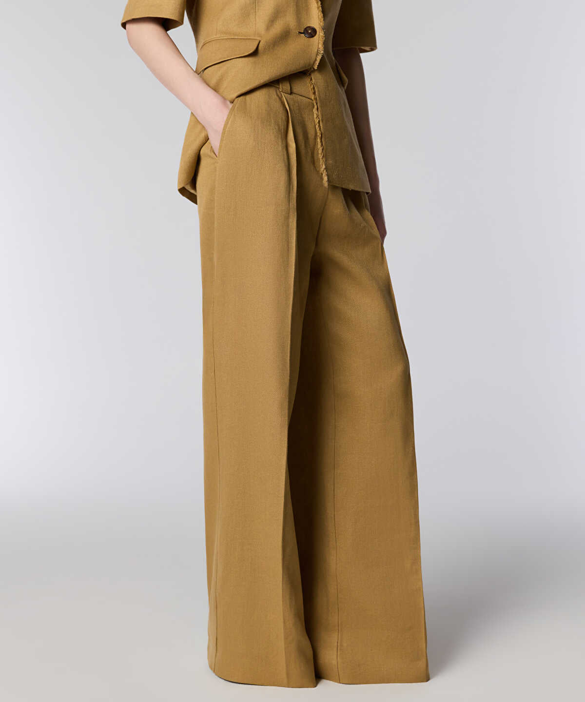 Wide-Leg Trousers