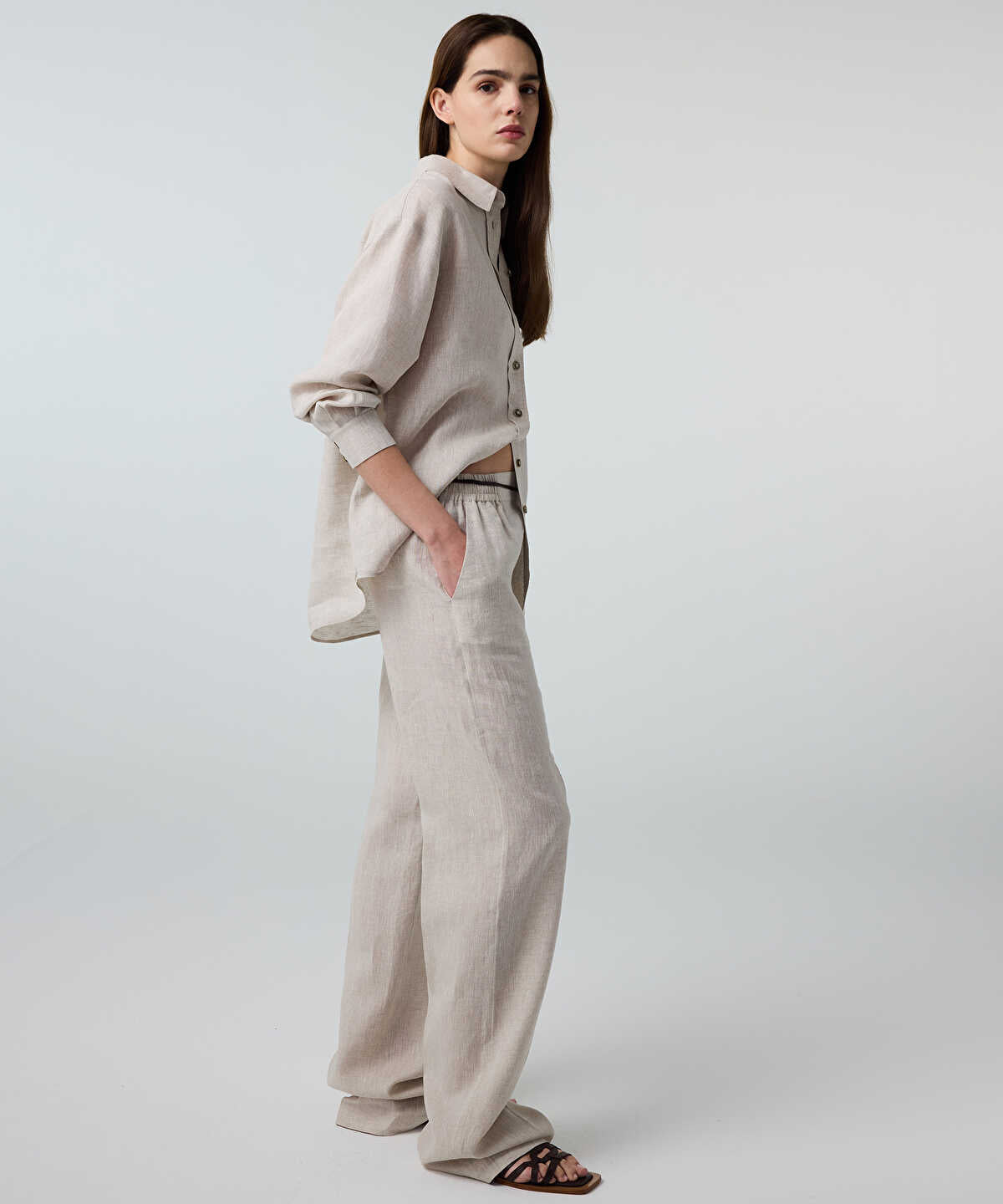 Pressed-Crease Belted Linen Trousers