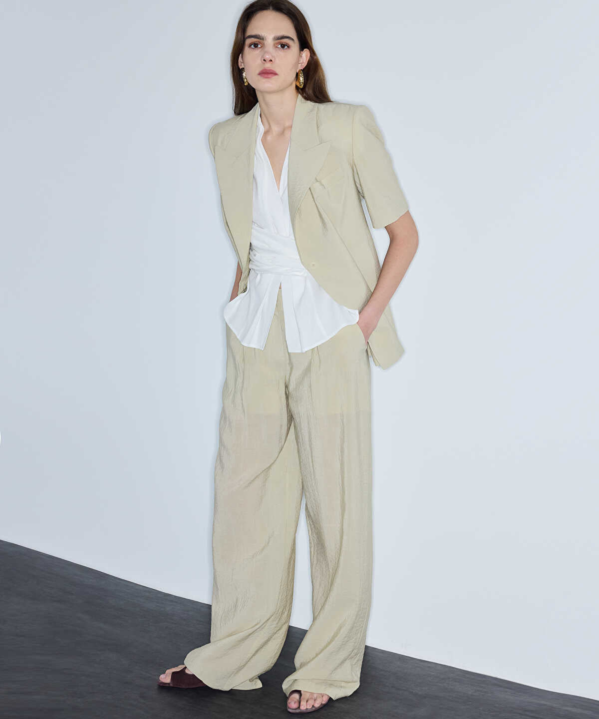 Belted Crinkle-Effect Trousers
