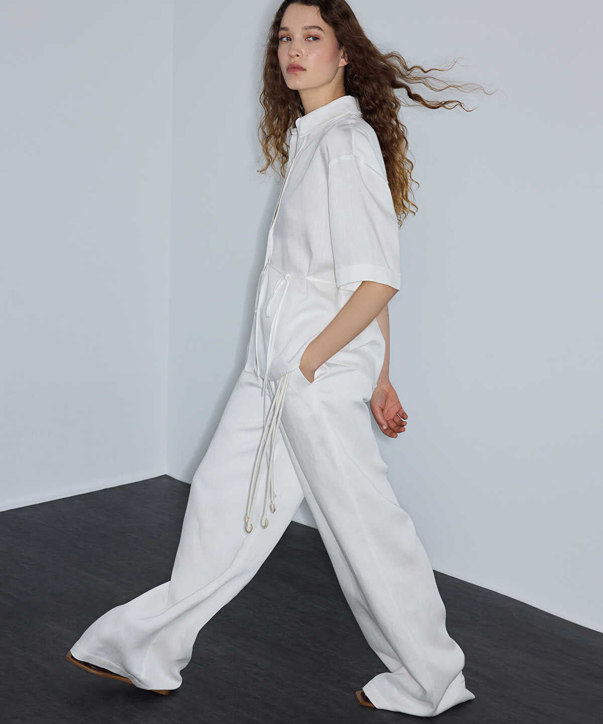Linen-Blend Wide-Leg Trousers