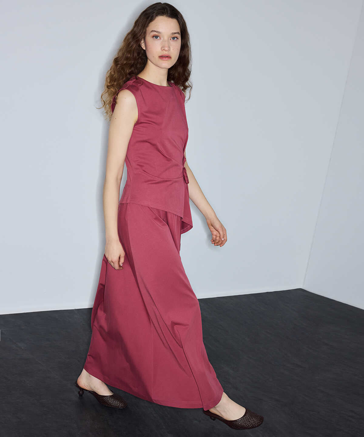 Elastic Waist Maxi Skirt