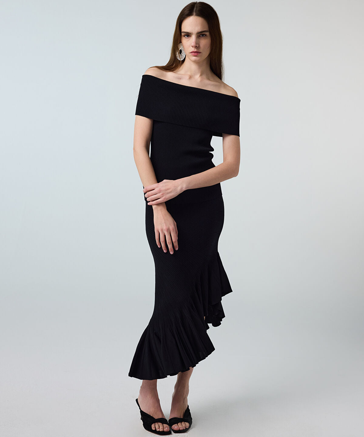 Asymmetric Knit Skirt