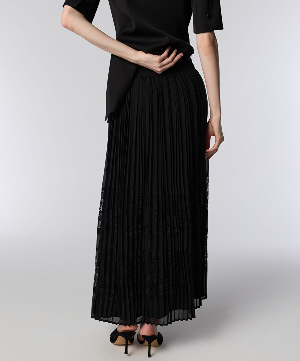 Lace-Trim Pleated Skirt
