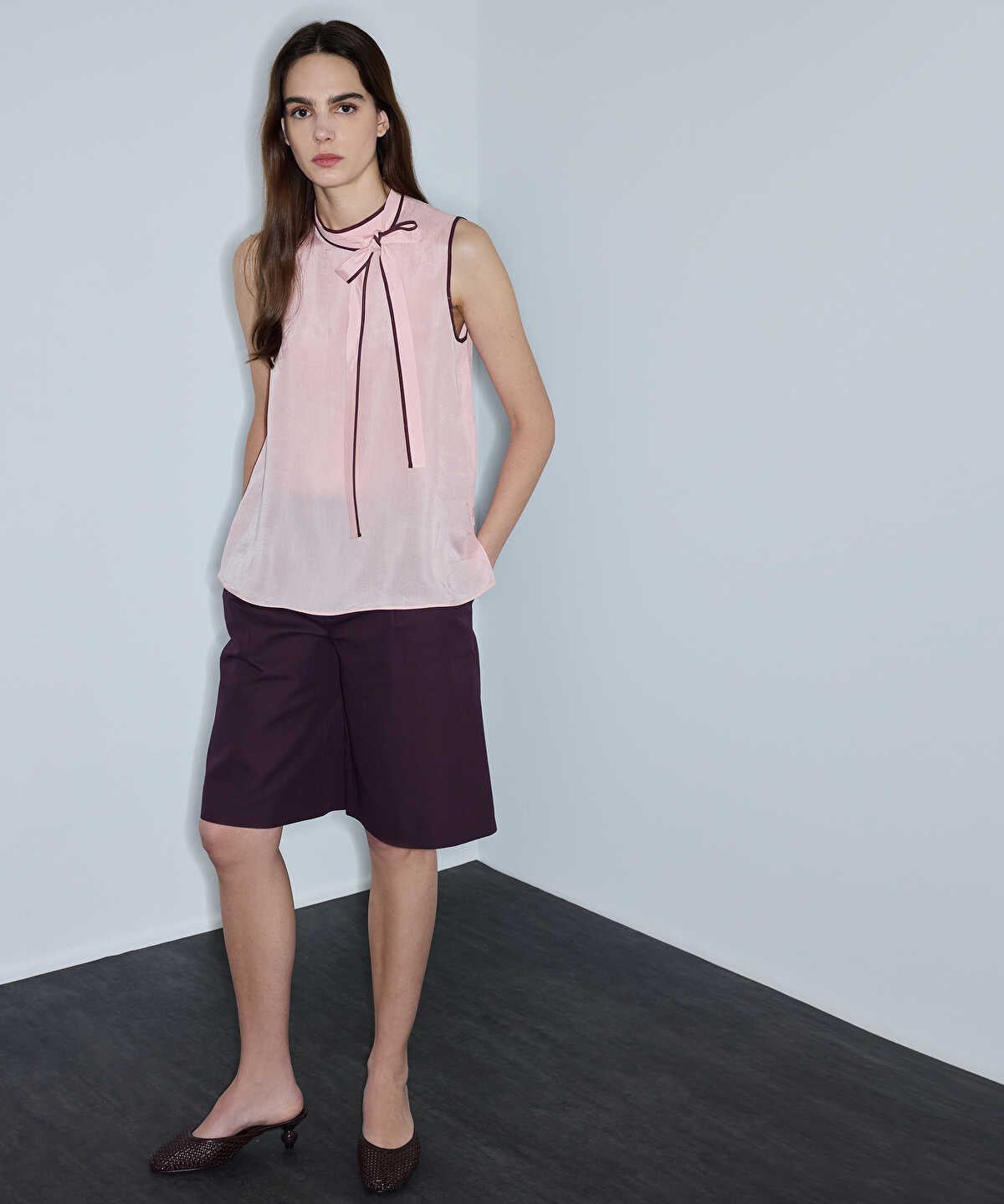 Contrast Piping Blouse