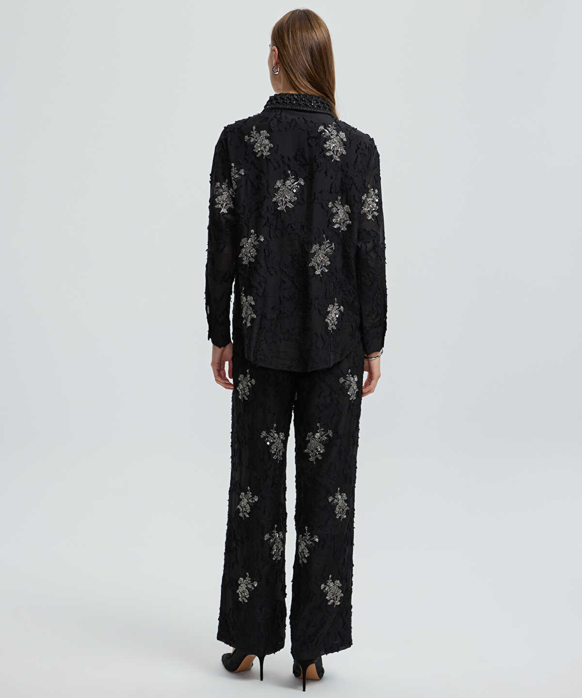 Embellished Knit Collar Shirt