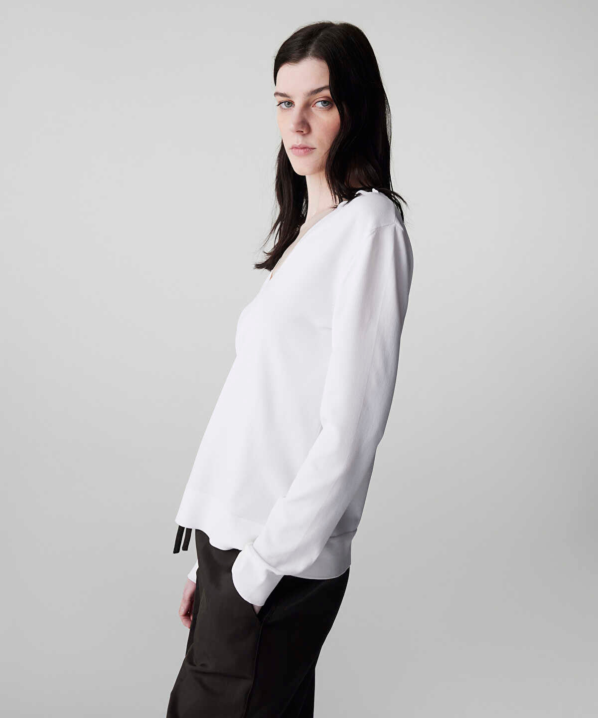 V-Neck Basic Knit Top