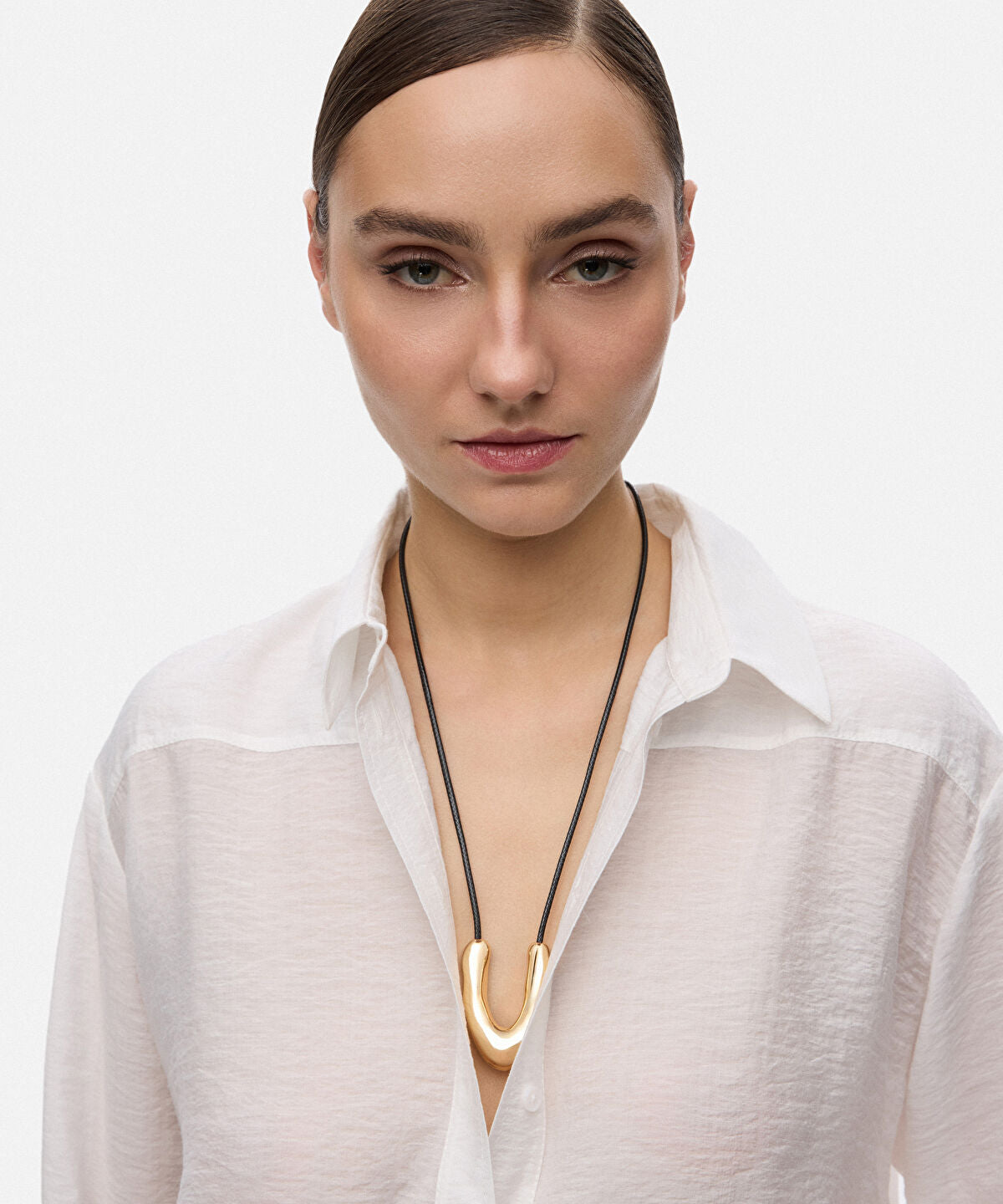 Metal-Pendant Cord Necklace
