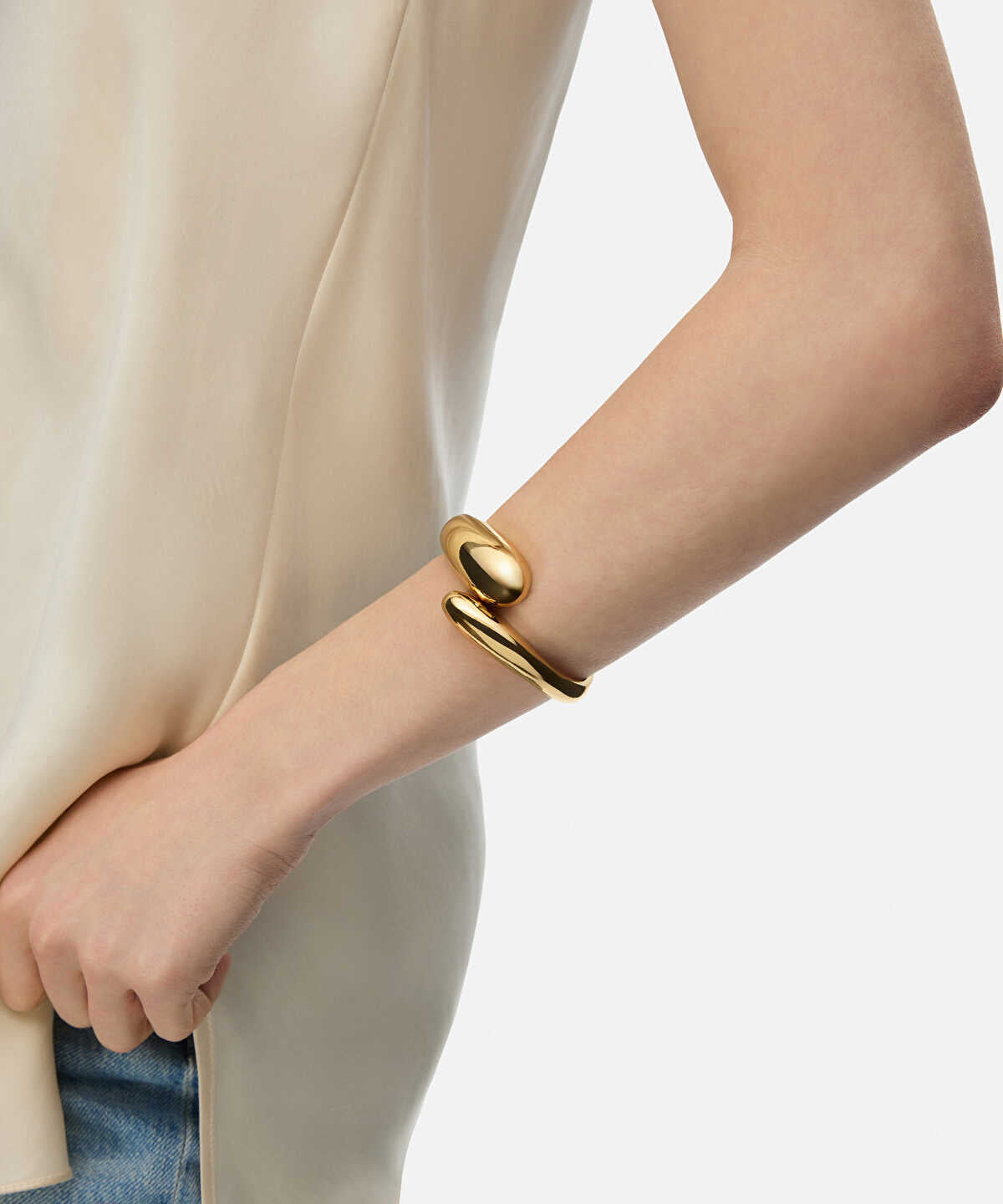 Sculpted Metal Bracelet