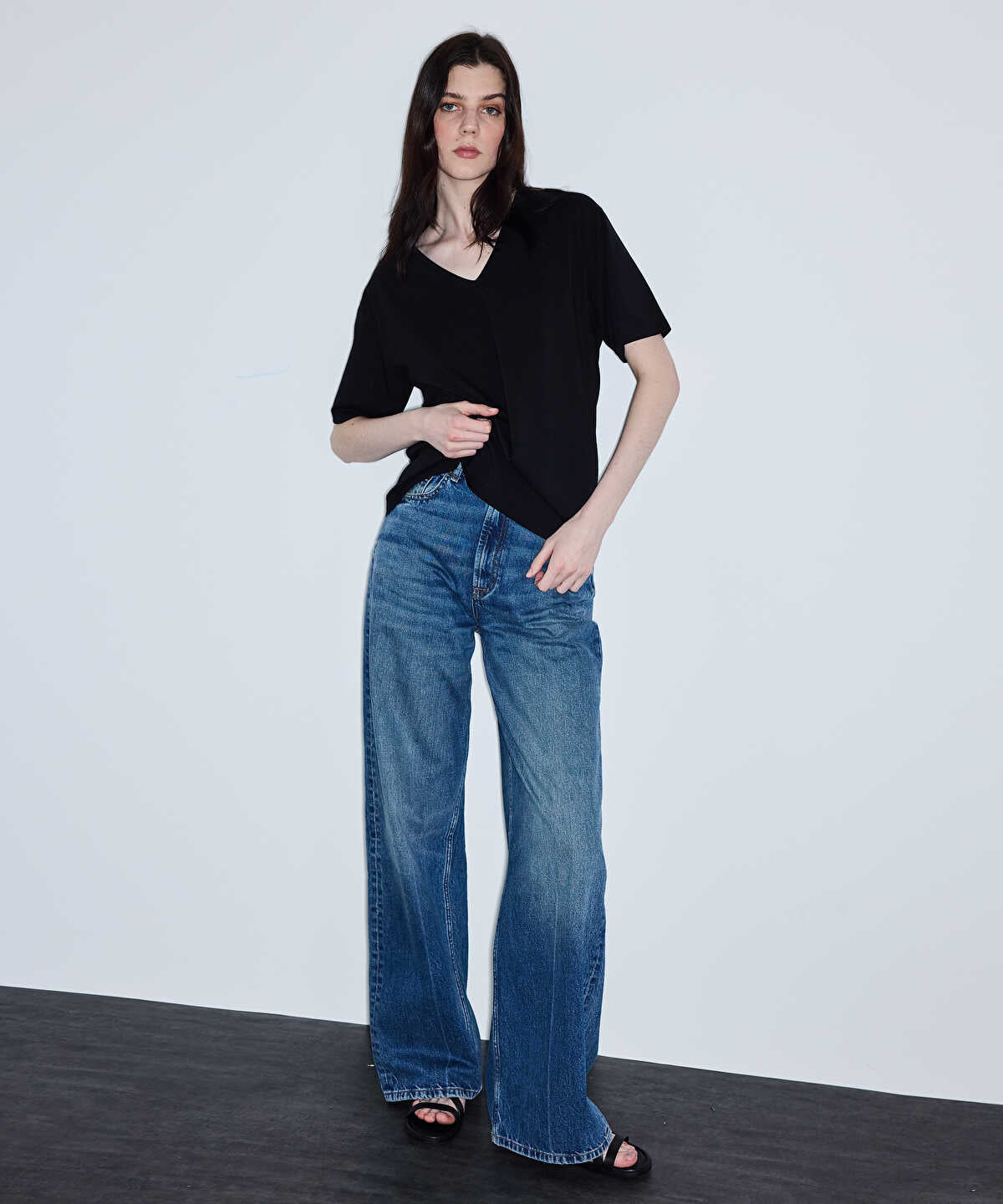 V-Neck Basic T-Shirt