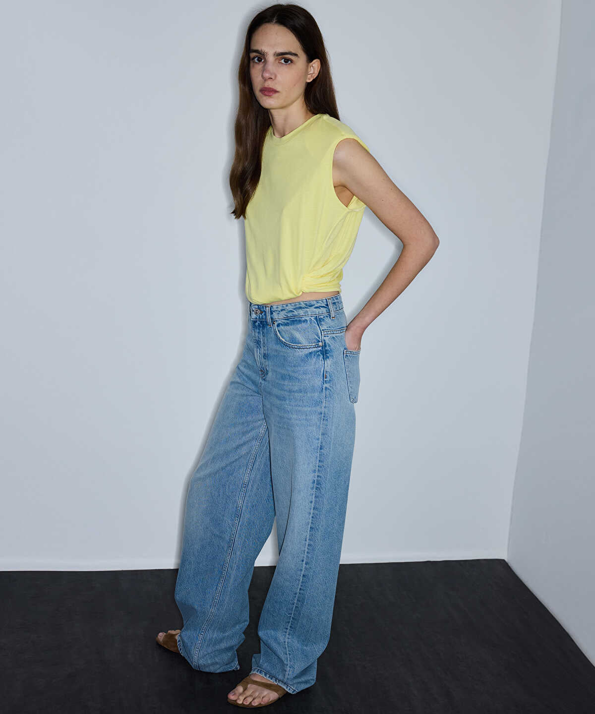 T-Shirt with Shoulder Pads