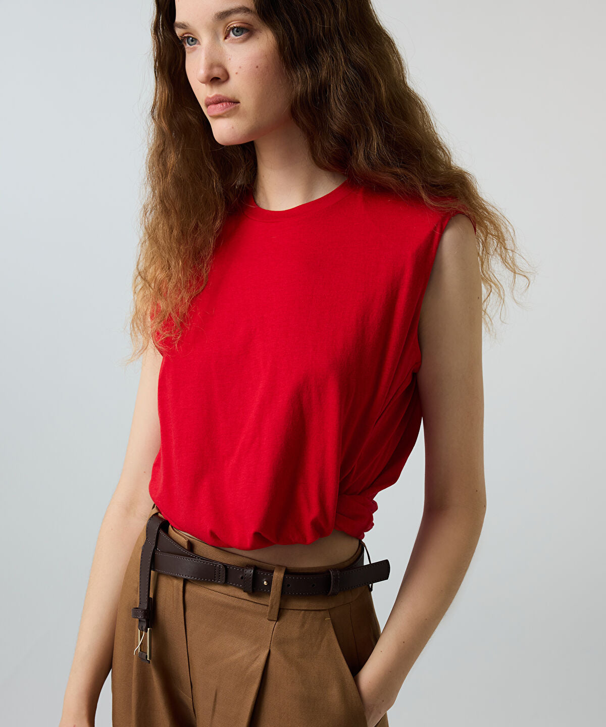 T-Shirt with Shoulder Pads