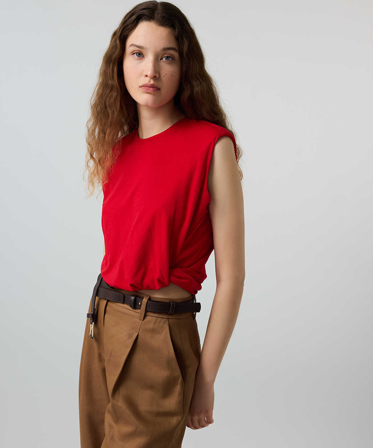 T-Shirt with Shoulder Pads