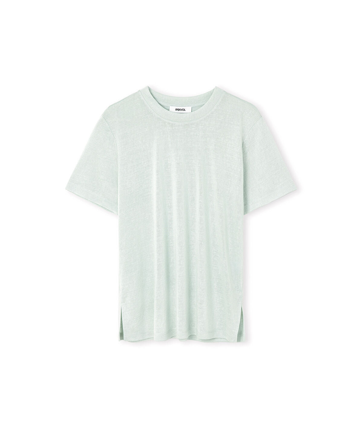 Basic T-Shirt