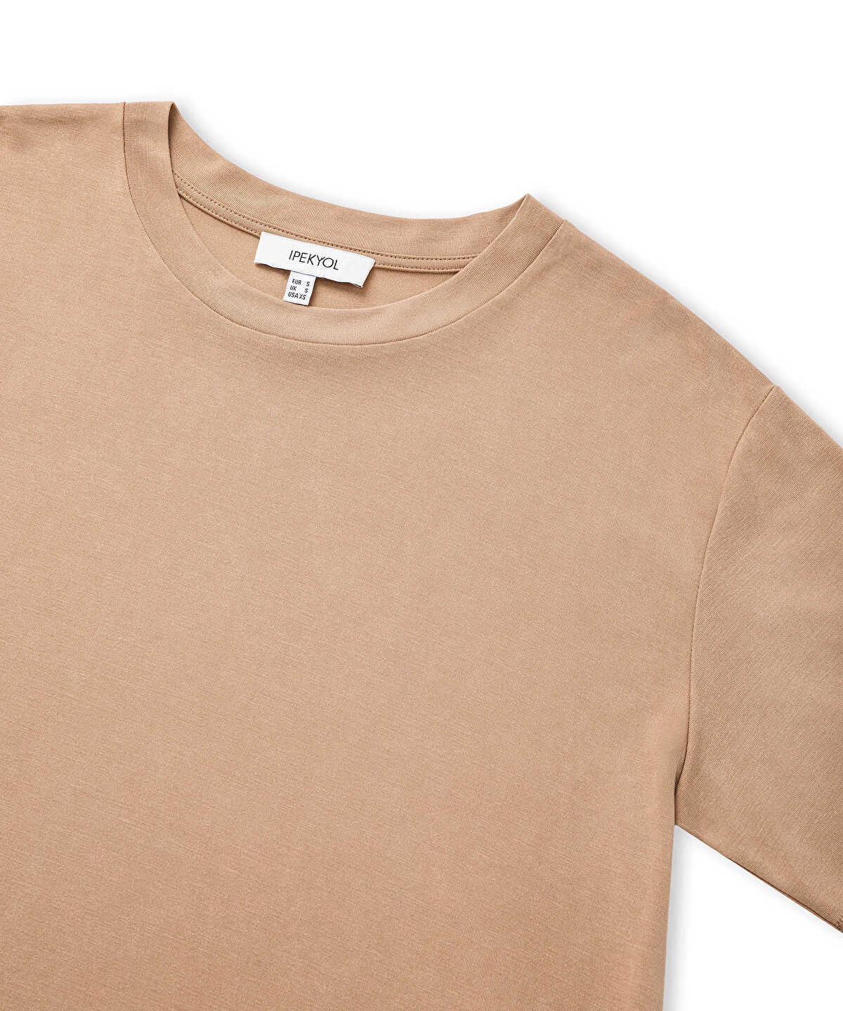 Basic T-Shirt