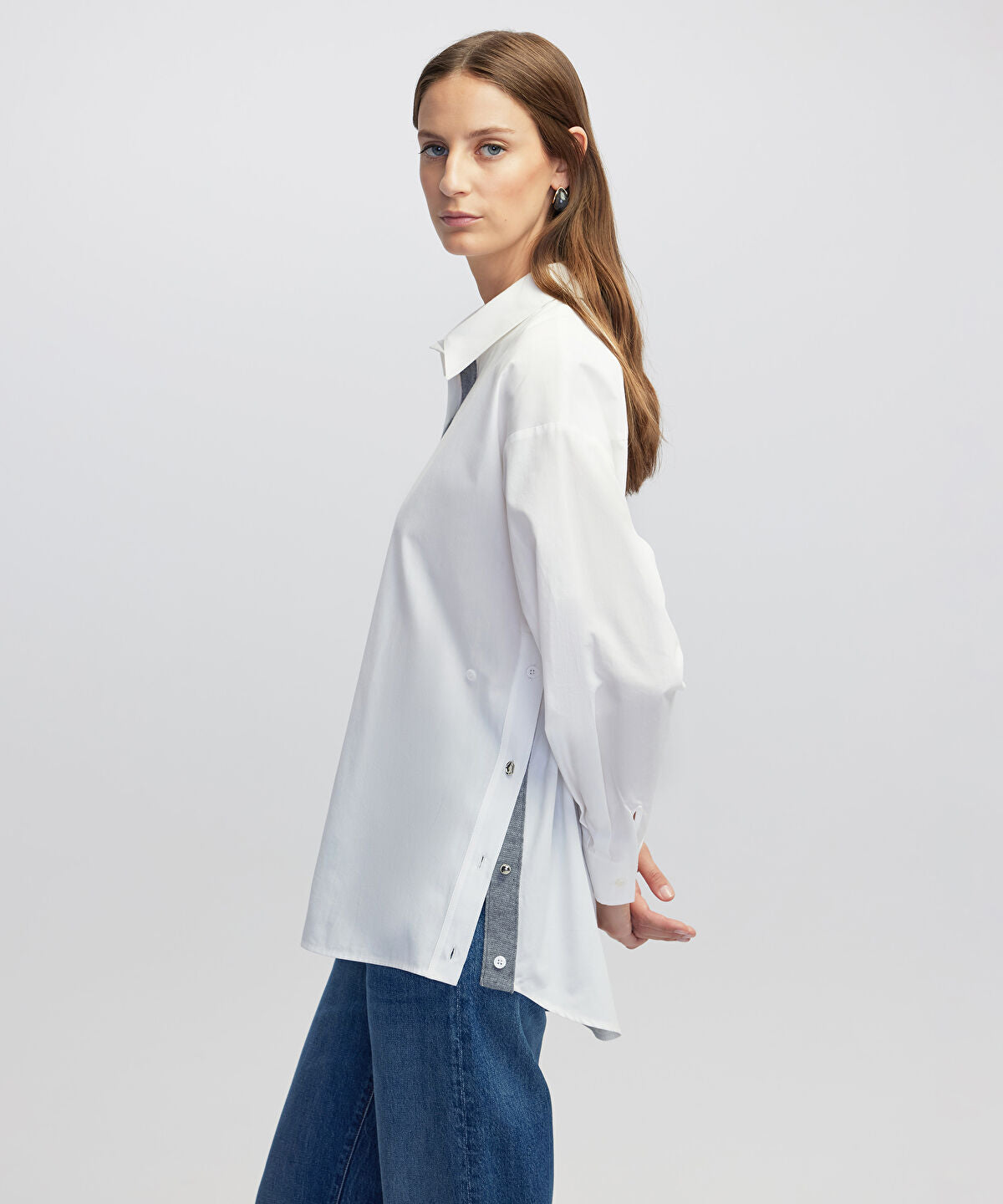 Poplin Shirt with Mixed Buttons