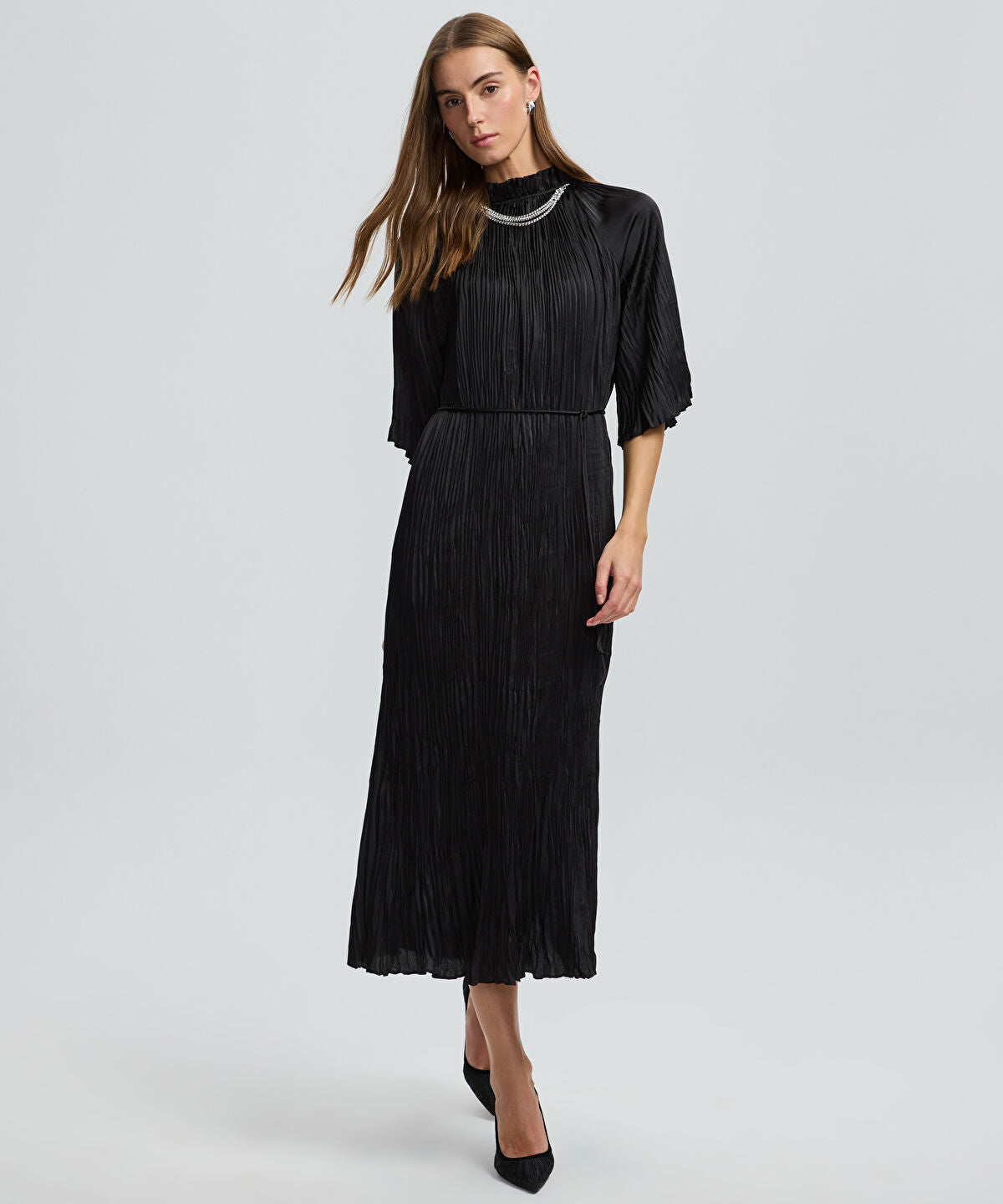 Zoomed Crinkle-Effect Embellished Dress