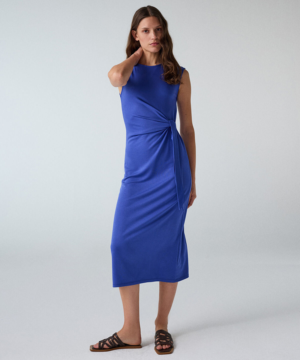 Zoomed Tie-Waist Midi Dress