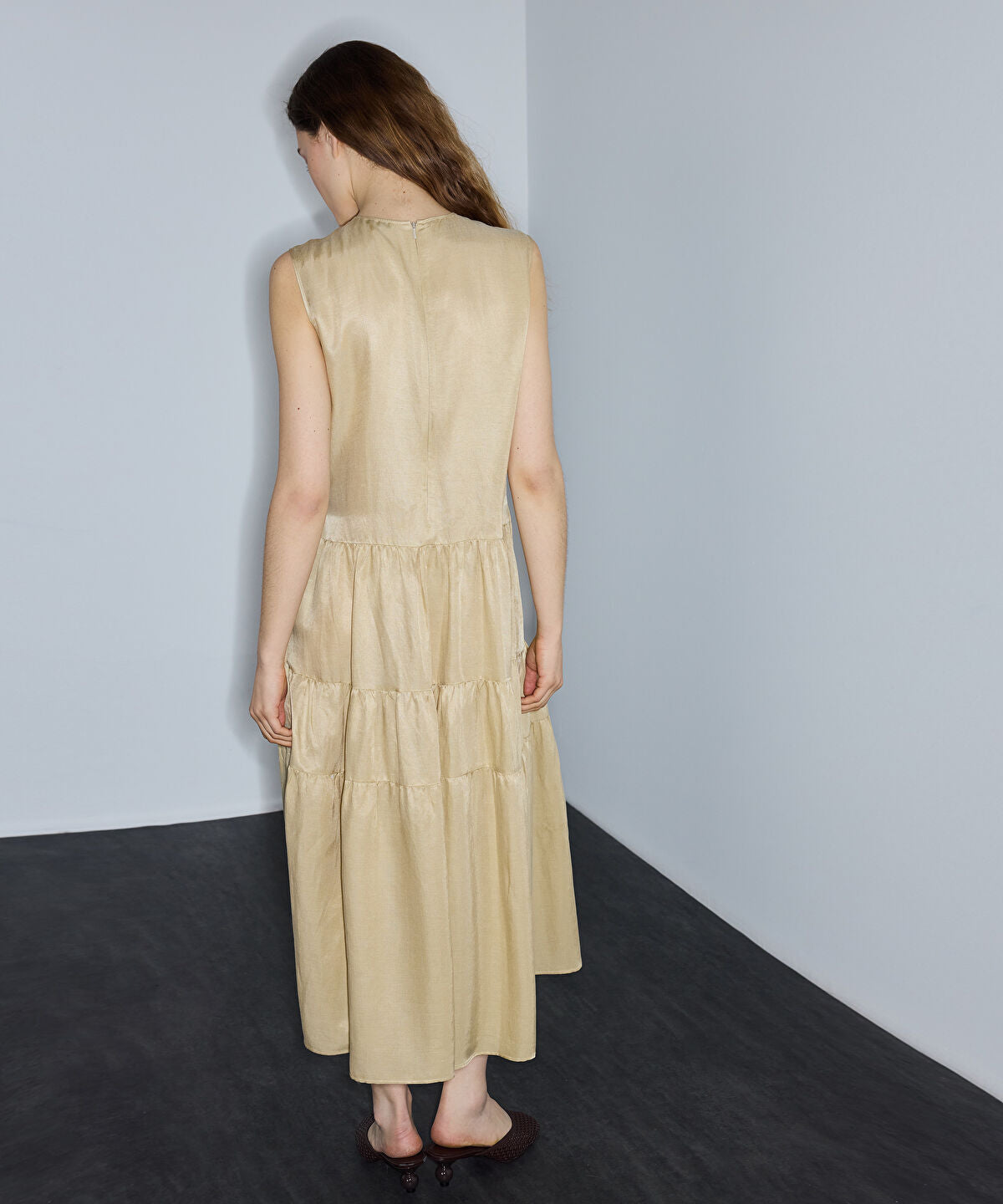 Zoomed Tiered Midi Dress