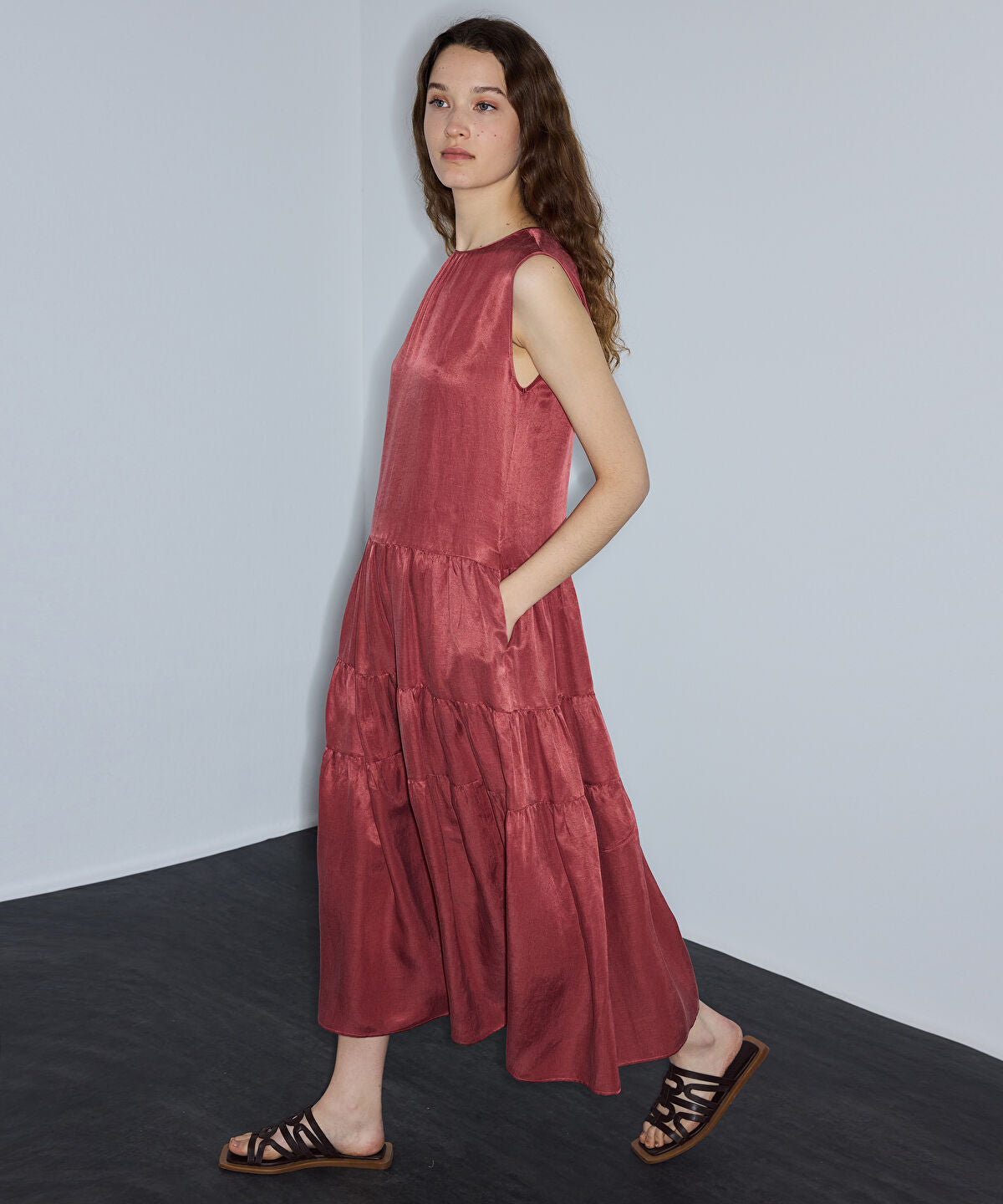 Zoomed Tiered Midi Dress