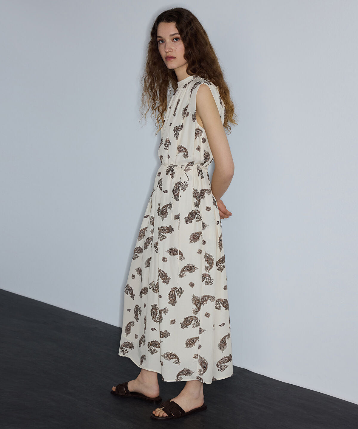Zoomed Paisley Print Viscose Dress