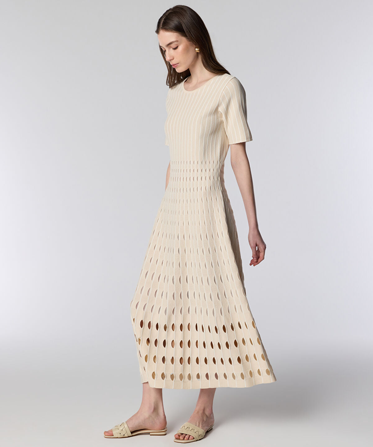 Zoomed DRESS