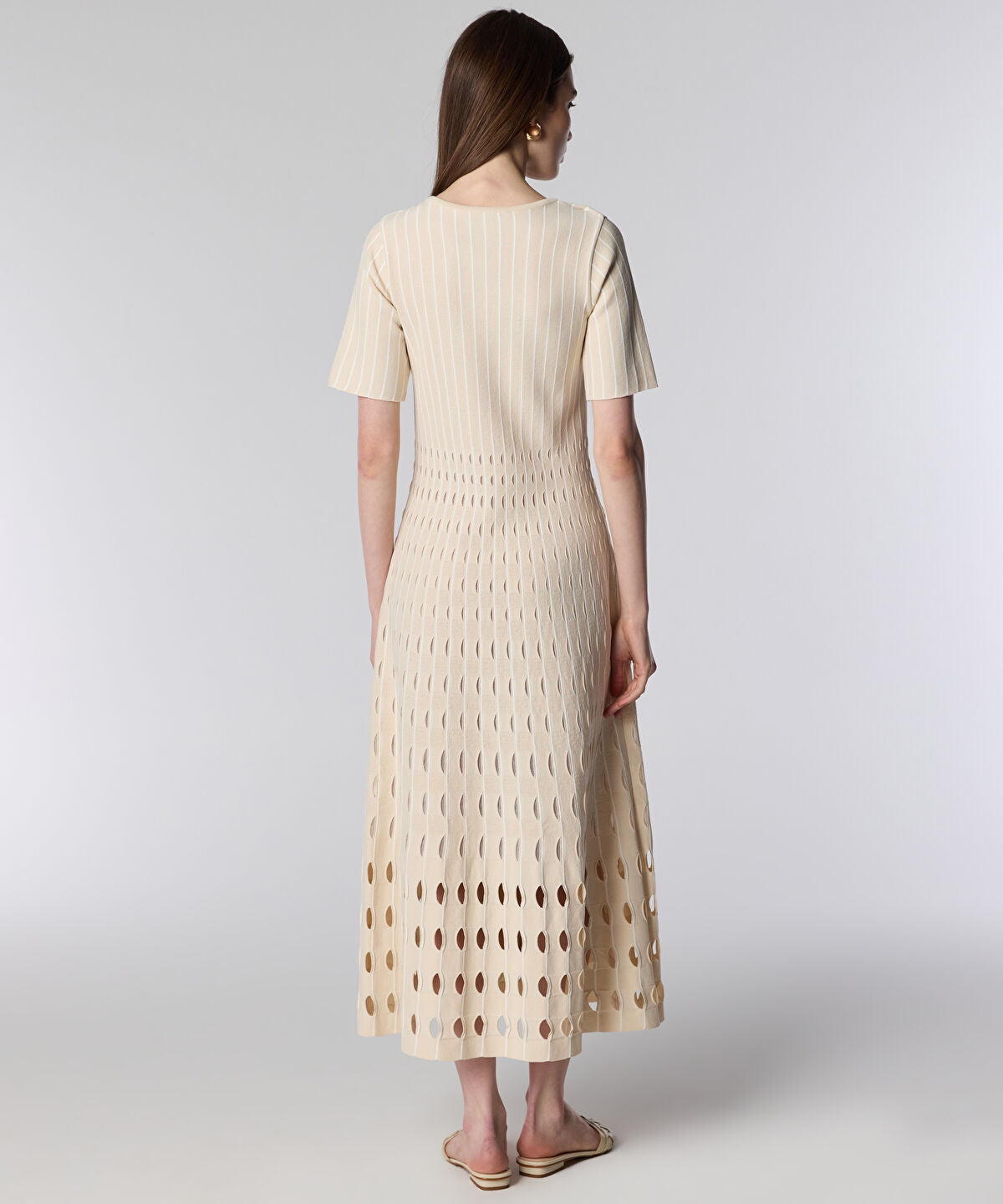 Zoomed DRESS