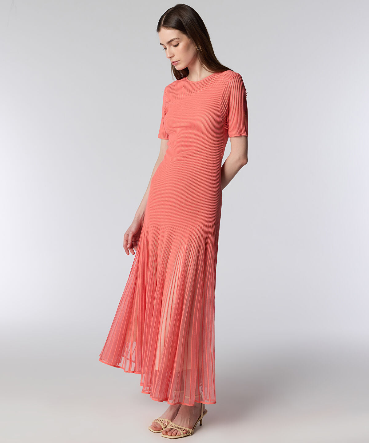 Zoomed DRESS