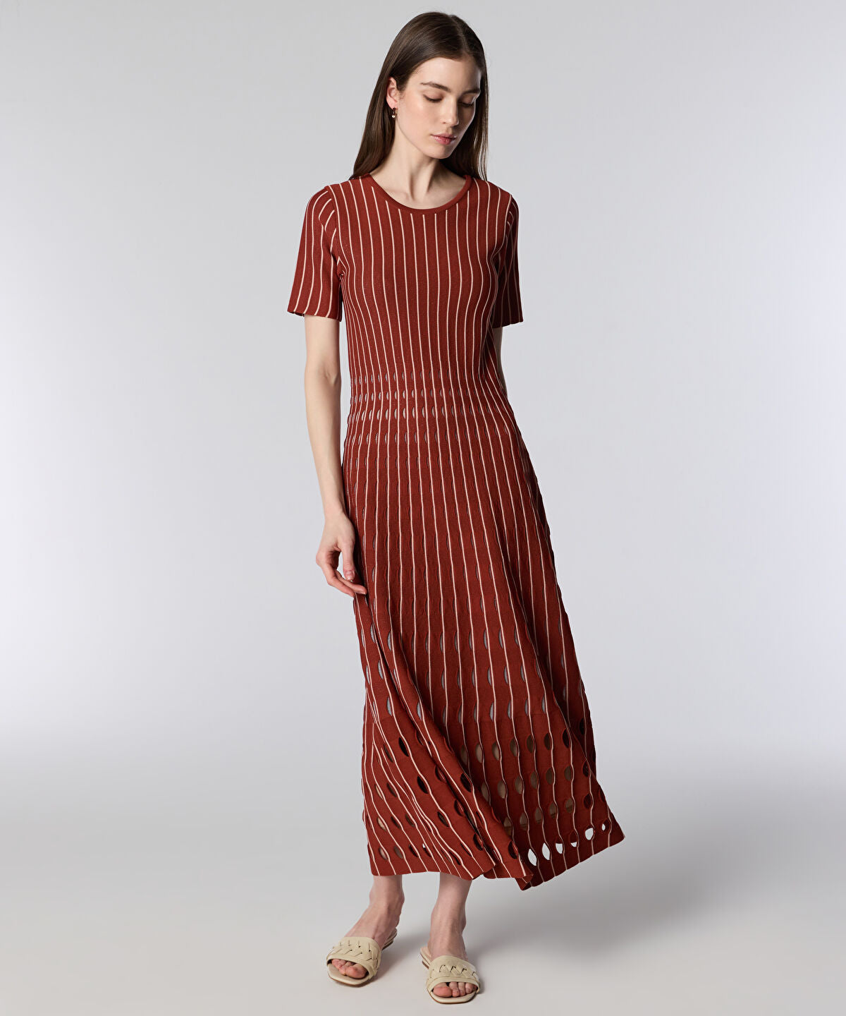 Zoomed DRESS