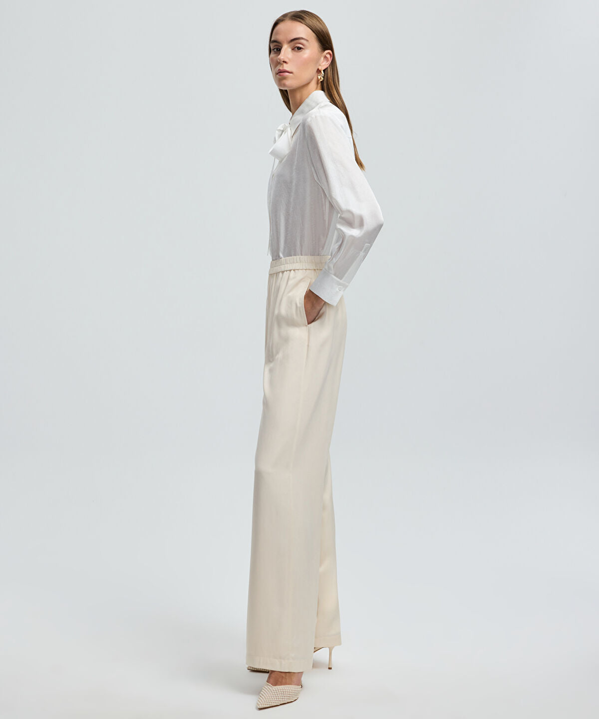 Zoomed Wide-Leg Elastic Waist Trousers