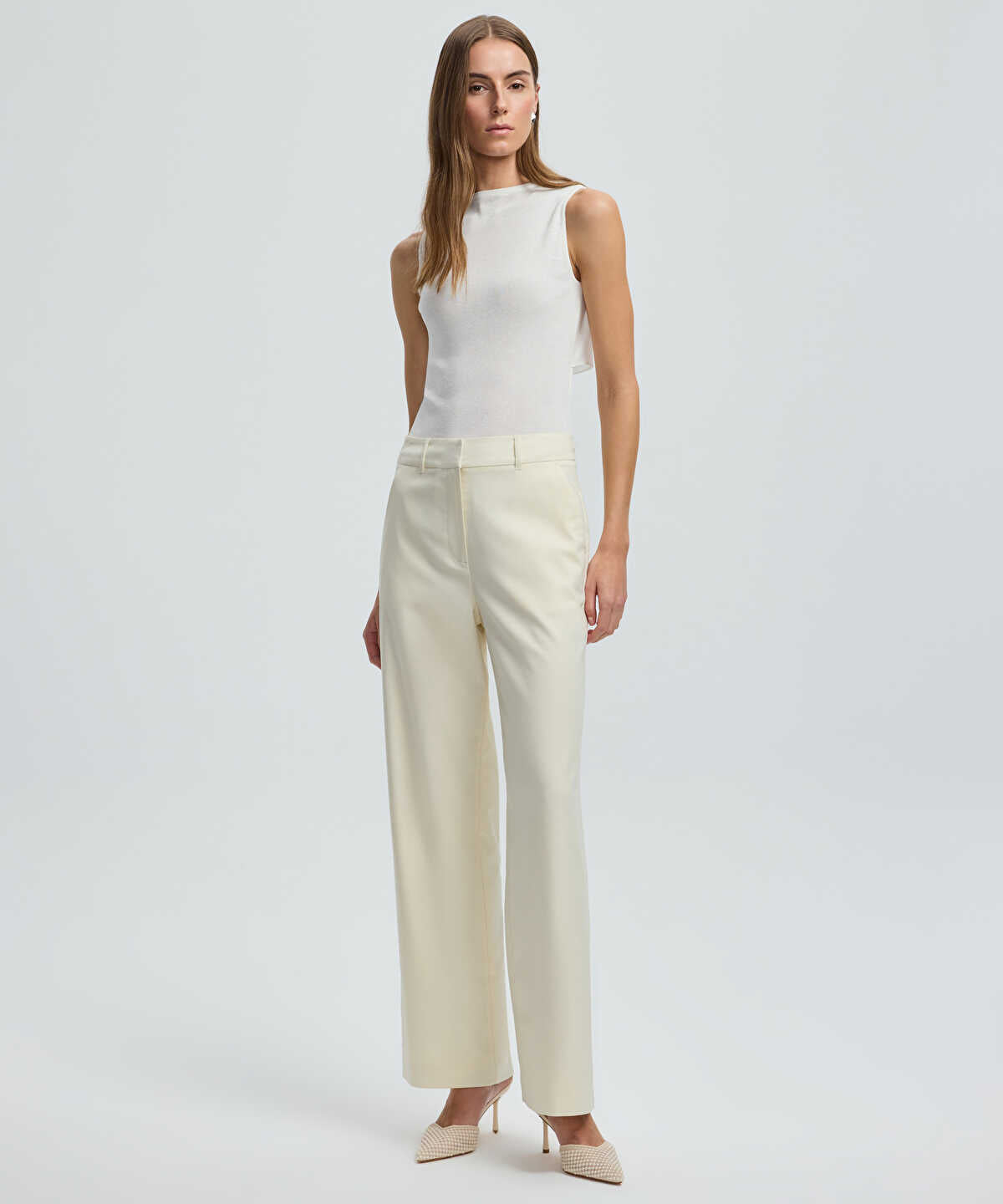 Wide-Leg Tailored Trousers