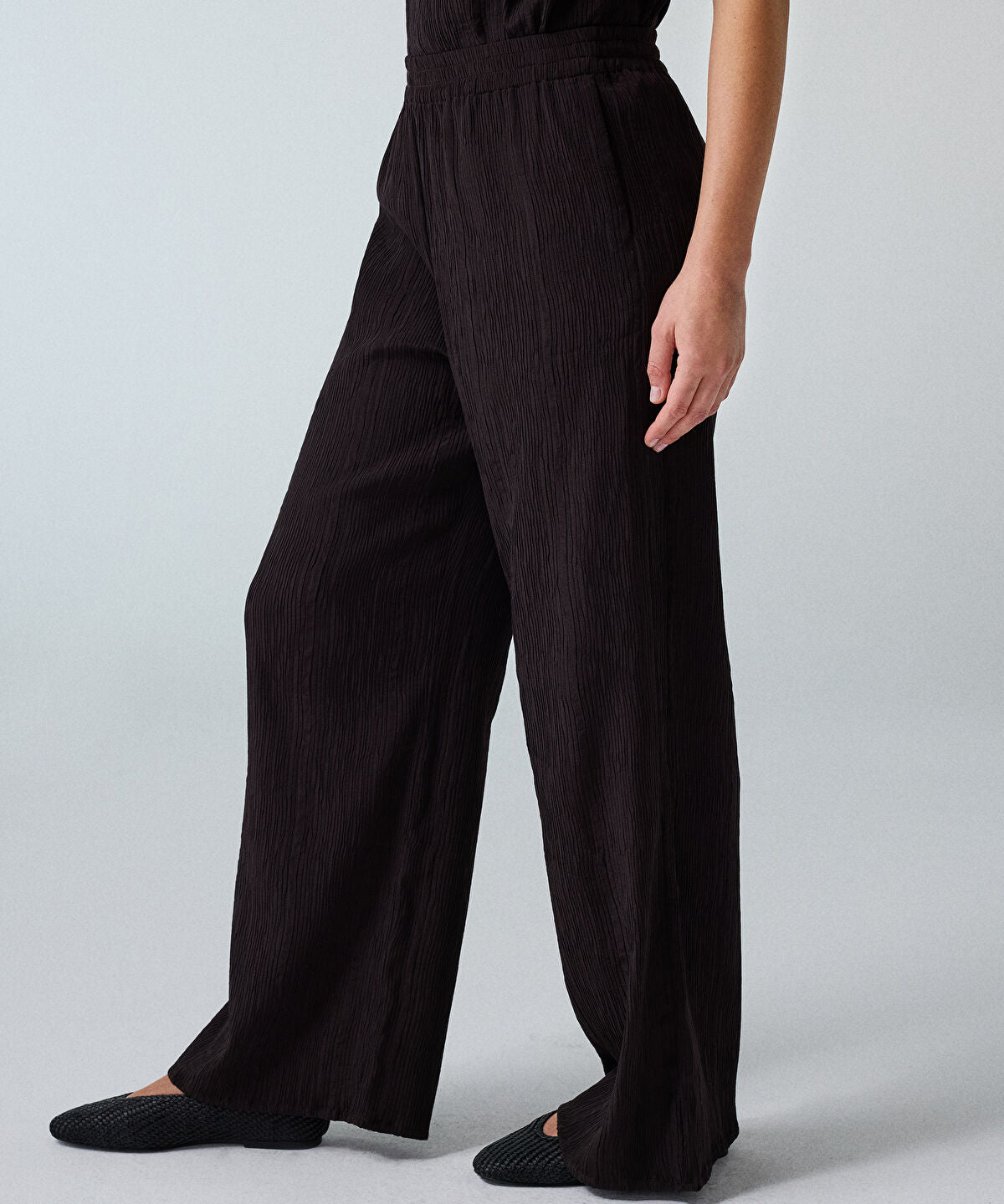 Crinkle-Effect Trousers