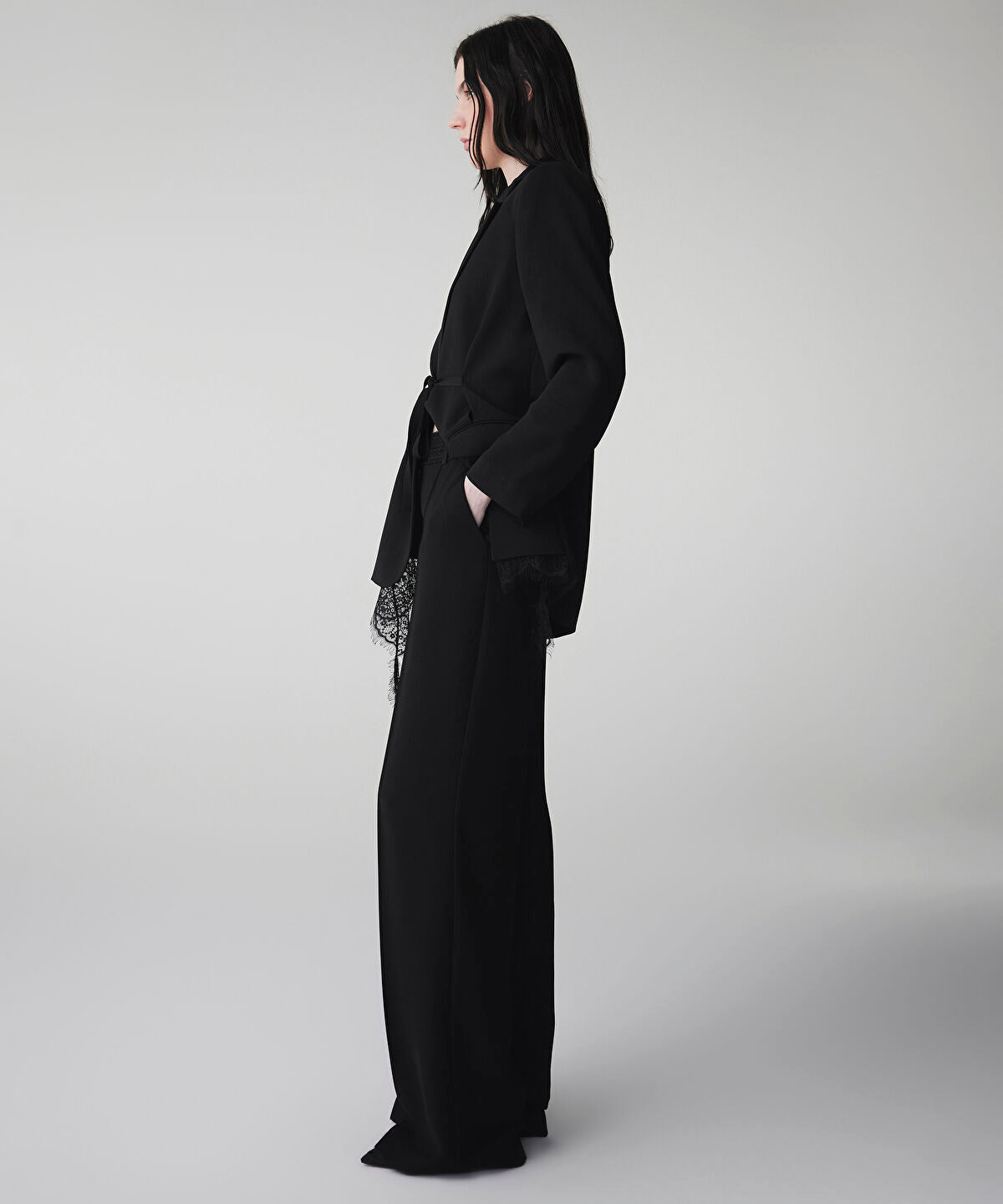 Zoomed Lace Applique Trousers