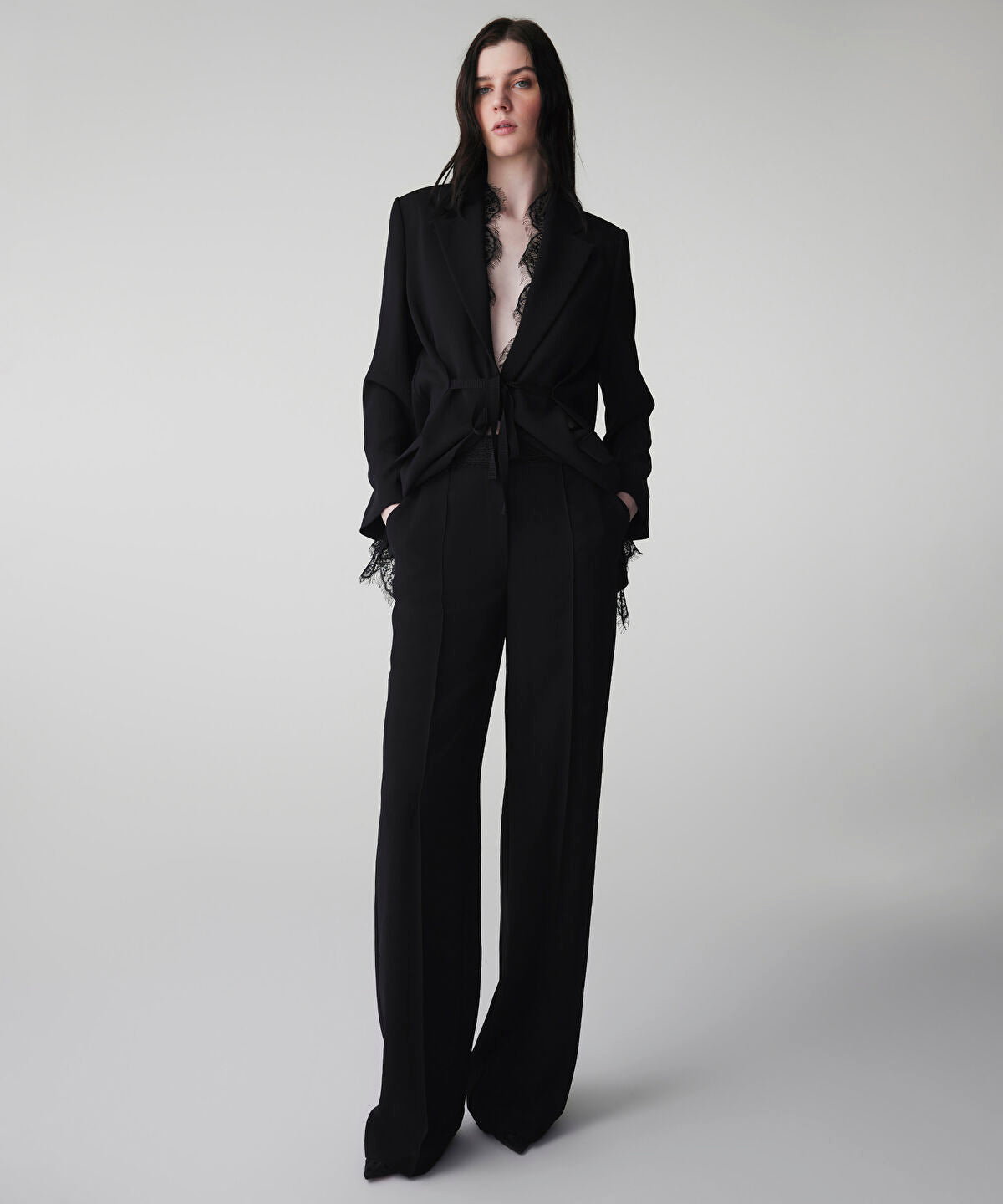 Zoomed Lace Applique Trousers