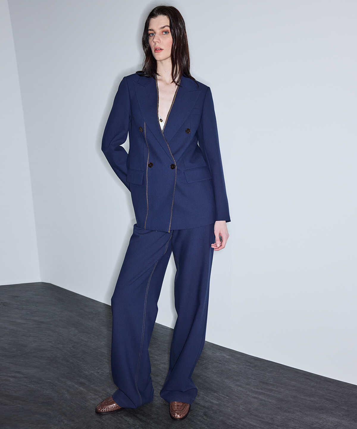 Zoomed Belted Wide-Leg Trousers