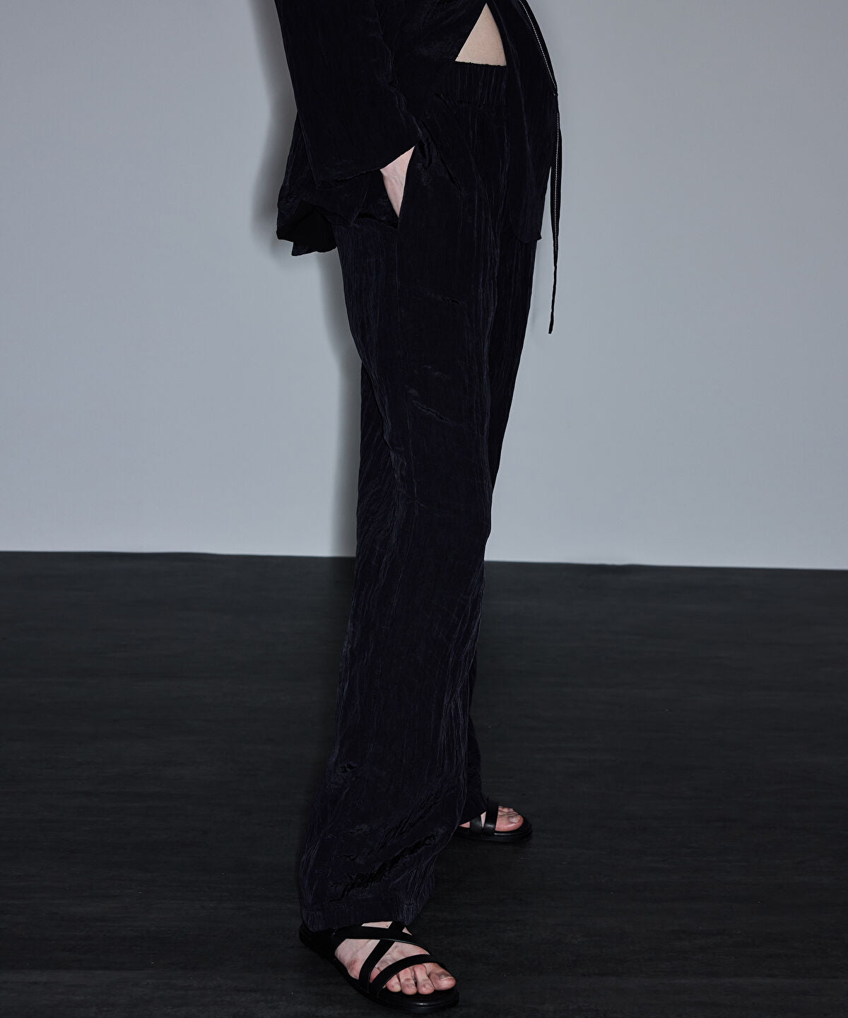 Crinkle-Effect Trousers 