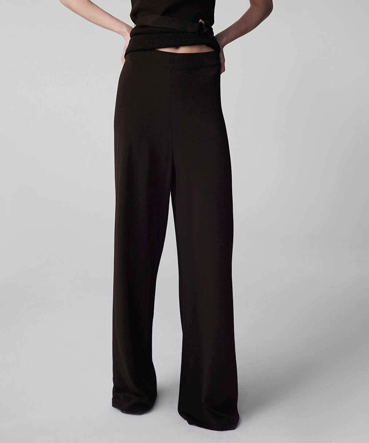 Zoomed Wide Leg Knit Trousers