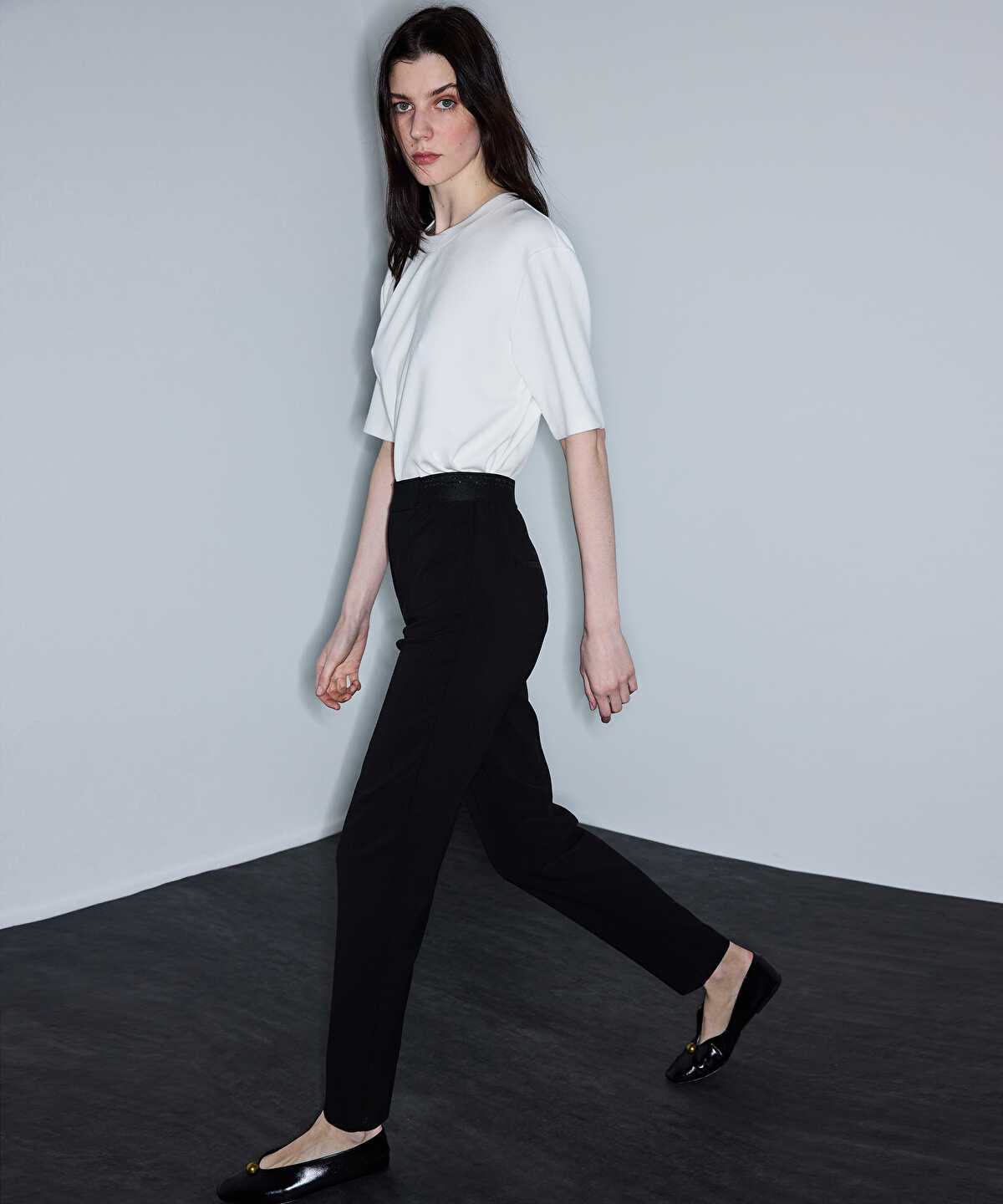 Trousers with Lurex Thread