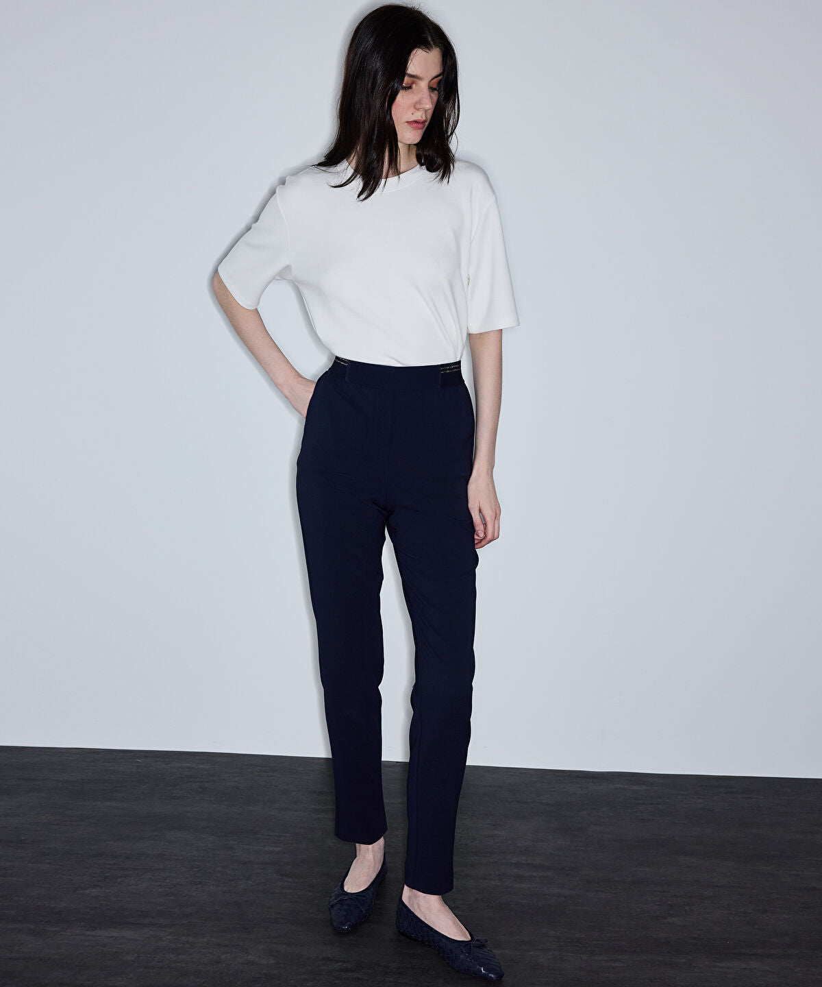 Trousers with Lurex Thread
